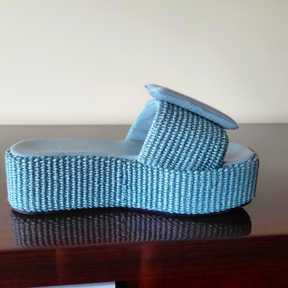 Platform sandals